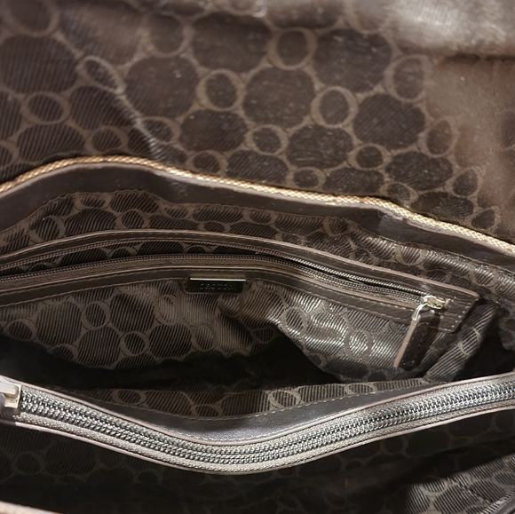 Oroton handbag - Picture 3 of 4